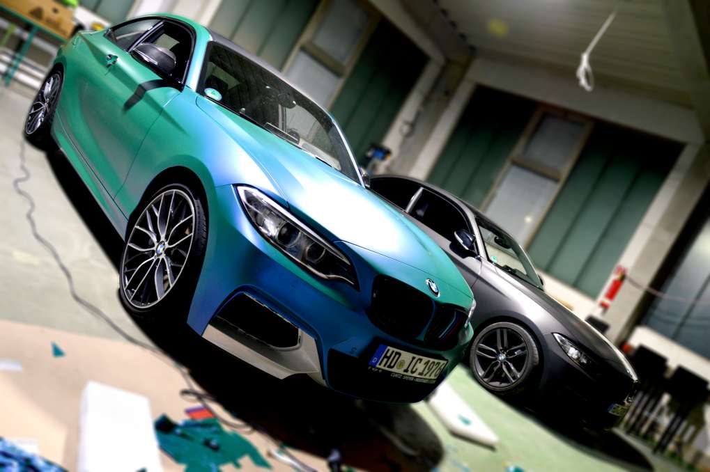 BMW M2 in BLUEGREEN CRYSTAL